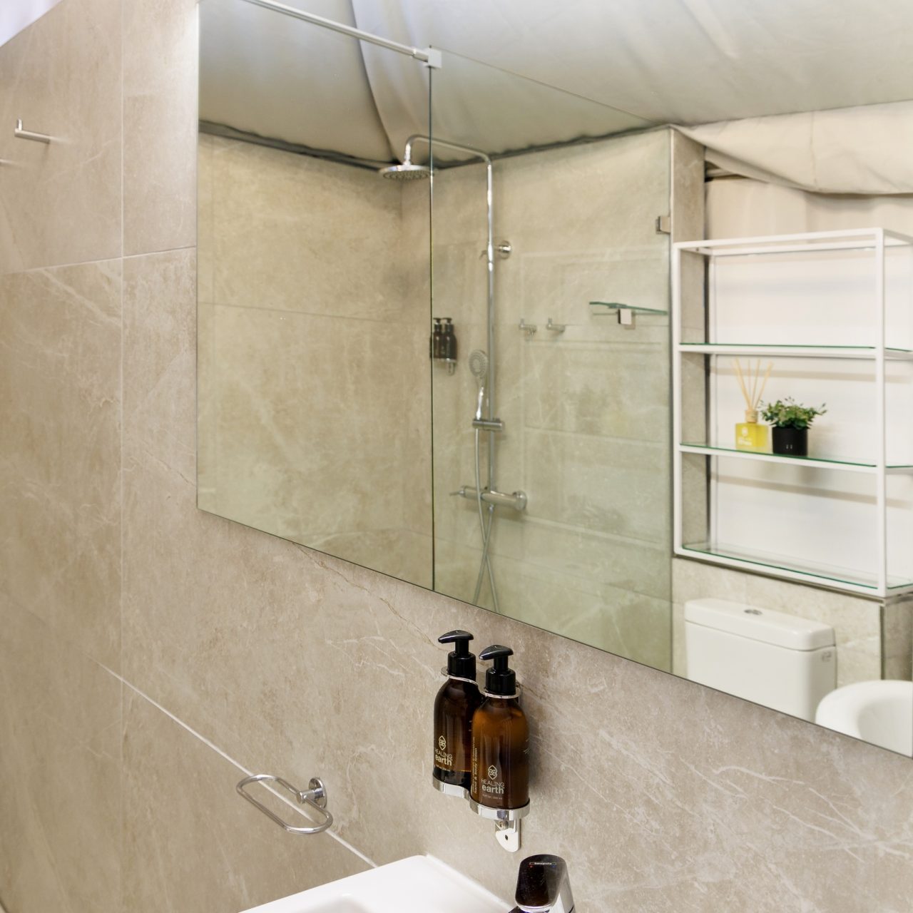 Lakeside Glamping Blesbok (12)