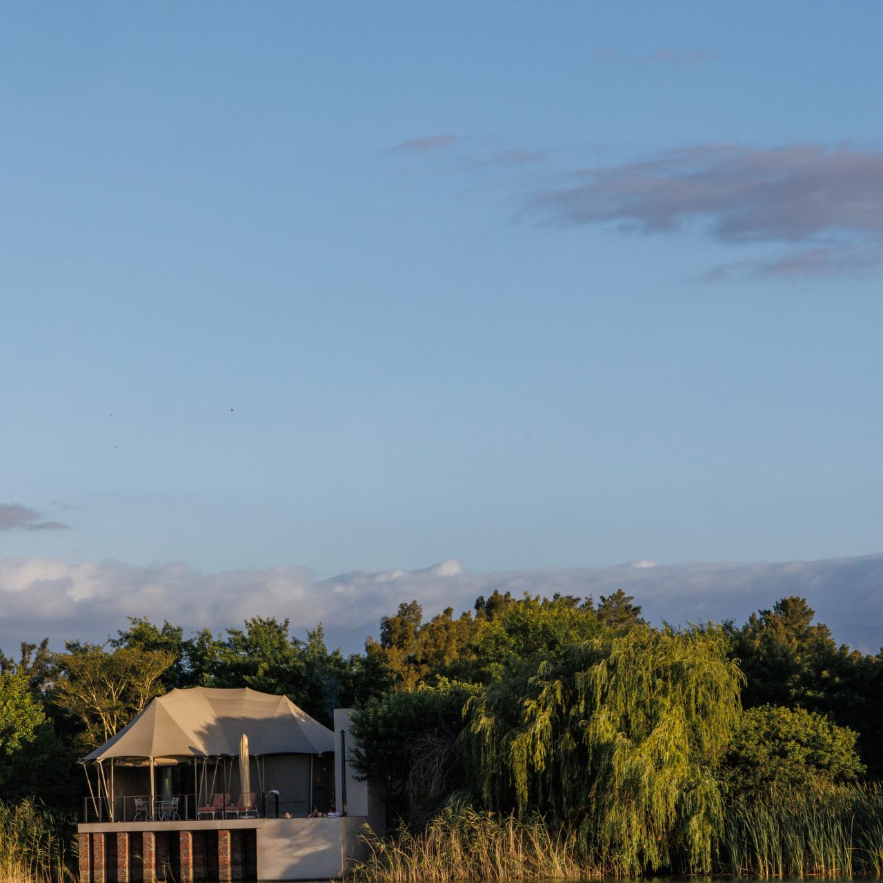 Lakeside Glamping Chenin 02